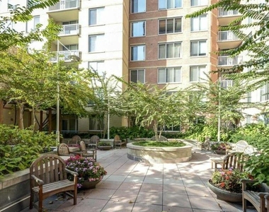 1020 Highland Street - Photo Thumbnail 24
