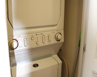1020 Highland Street - Photo Thumbnail 12