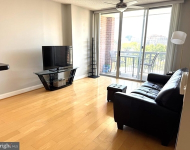 1020 Highland Street - Photo Thumbnail 1