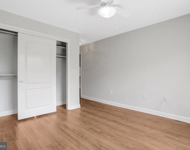 6924 Fairfax Drive - Photo Thumbnail 21