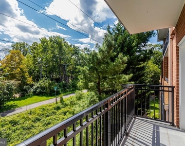 6924 Fairfax Drive - Photo Thumbnail 27