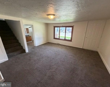 32 York Street - Photo Thumbnail 6