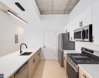1222 N 2nd St - Photo Thumbnail 9