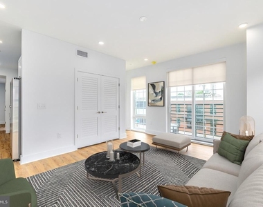 2101 Washington Ave - Photo Thumbnail 1