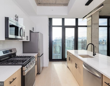 1222 N 2nd St - Photo Thumbnail 1