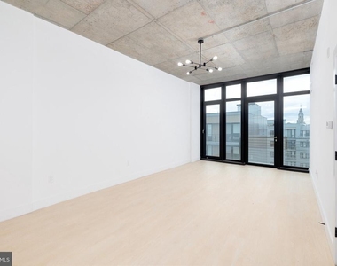 1222 N 2nd St - Photo Thumbnail 8