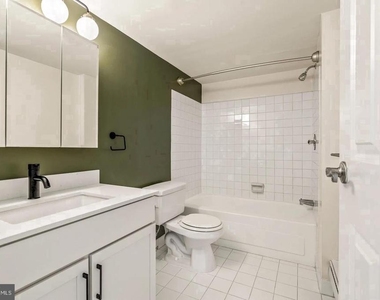 1500 Locust Street - Photo Thumbnail 20