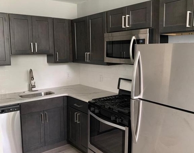 625 E Vernon Road - Photo Thumbnail 3