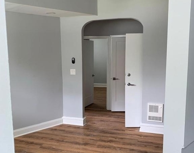 625 E Vernon Road - Photo Thumbnail 6
