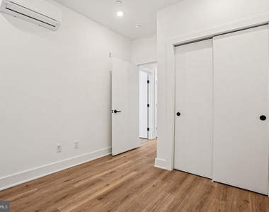 2456 Frankford Avenue - Photo Thumbnail 15