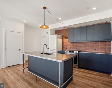2456 Frankford Avenue - Photo Thumbnail 10