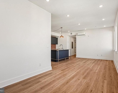 2456 Frankford Avenue - Photo Thumbnail 4