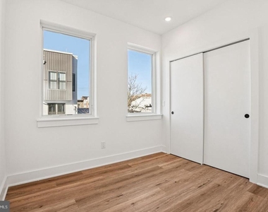 2456 Frankford Avenue - Photo Thumbnail 17