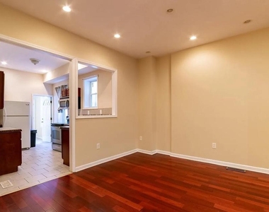 1247 S 23rd Street - Photo Thumbnail 7