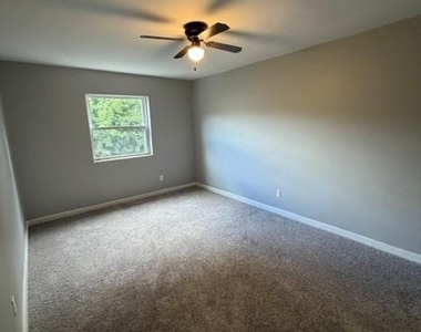 7311 Haverford Avenue - Photo Thumbnail 4
