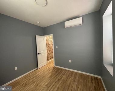 635 N 52nd Street - Photo Thumbnail 5