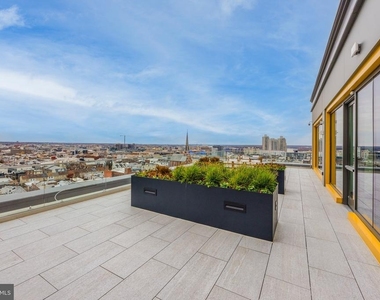 569 N 5th Street - Photo Thumbnail 18