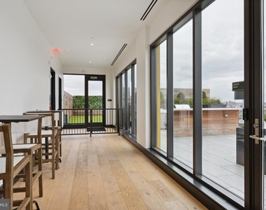 569 N 5th Street - Photo Thumbnail 14