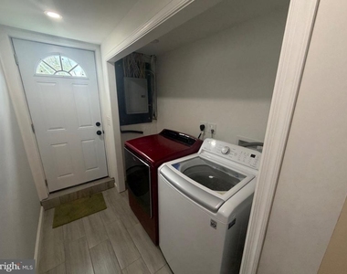 3601 Bandon Drive - Photo Thumbnail 8