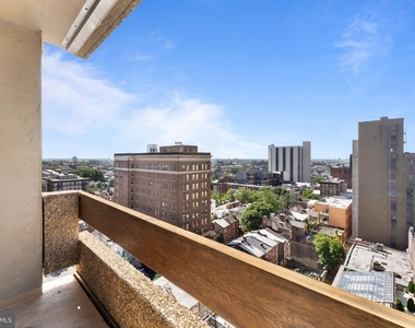 1326 Spruce Street - Photo Thumbnail 3