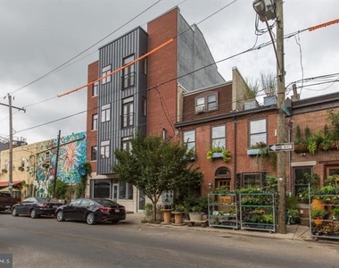 808 N 4th Street - Photo Thumbnail 1