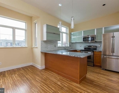 808 N 4th Street - Photo Thumbnail 20