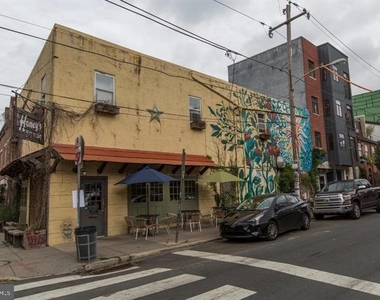 808 N 4th Street - Photo Thumbnail 2
