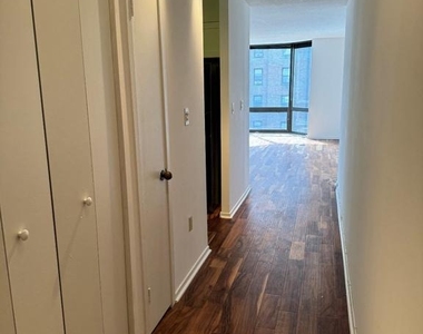 2018-2032 Walnut Street - Photo Thumbnail 1