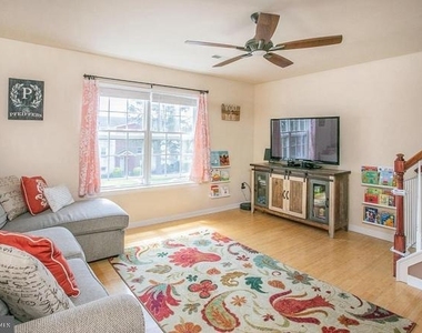 321 Southern Avenue - Photo Thumbnail 19