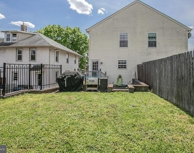 321 Southern Avenue - Photo Thumbnail 2