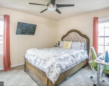 321 Southern Avenue - Photo Thumbnail 8