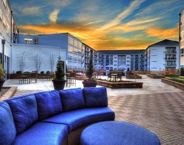 131 Bridge Street - Photo Thumbnail 14