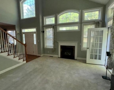 122 Whiteland Hills Circle - Photo Thumbnail 10