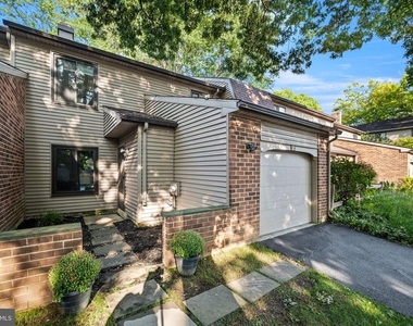 402 Danor Court - Photo Thumbnail 2