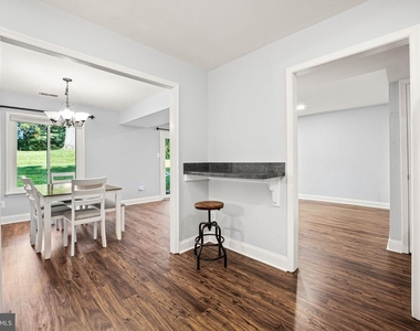 402 Danor Court - Photo Thumbnail 16