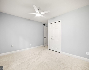 402 Danor Court - Photo Thumbnail 25