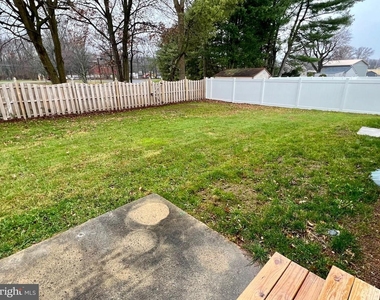 4233 Remo Crescent Road - Photo Thumbnail 29