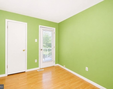 276 Juanita - Photo Thumbnail 19