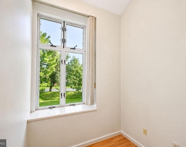 276 Juanita - Photo Thumbnail 13