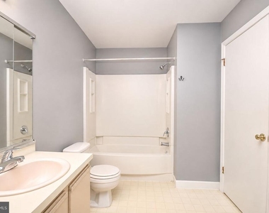 276 Juanita - Photo Thumbnail 16