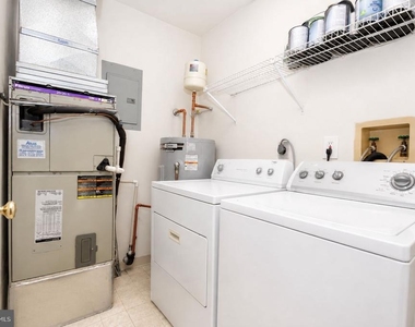 276 Juanita - Photo Thumbnail 20
