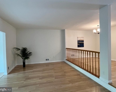 32 Pagoda Ct - Photo Thumbnail 10