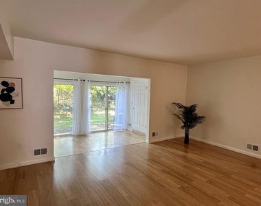 32 Pagoda Ct - Photo Thumbnail 11