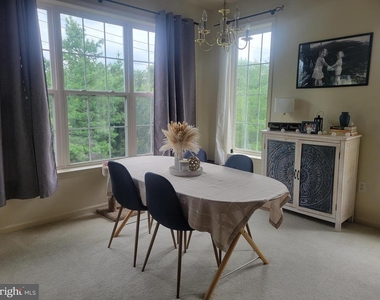 9 Kyle Way - Photo Thumbnail 6