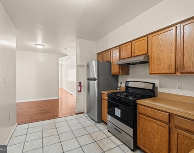 1821 S 4th Street - Photo Thumbnail 12