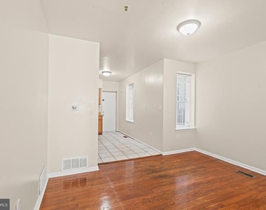 1821 S 4th Street - Photo Thumbnail 6