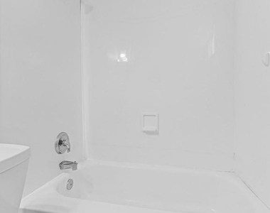 13 Haddon Avenue - Photo Thumbnail 19