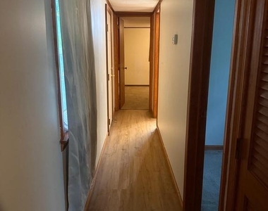 1704 Spring Garden Road - Photo Thumbnail 2