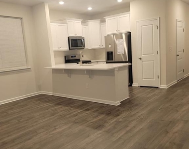 29 Peregrine Way - Photo Thumbnail 22