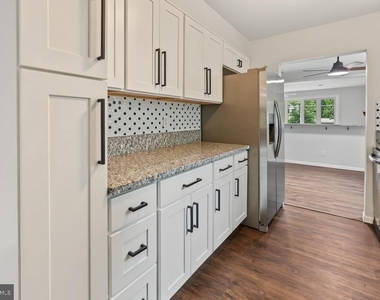2709 Creek Road - Photo Thumbnail 4